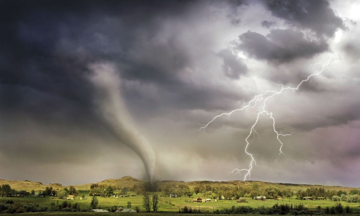 Tornado Dream Spiritual Meaning
